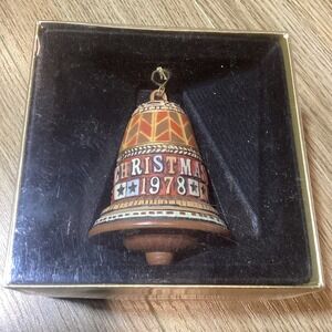 Hallmark Tree Trimmer Collection‎ Christmas 1978 Bell Ornament
